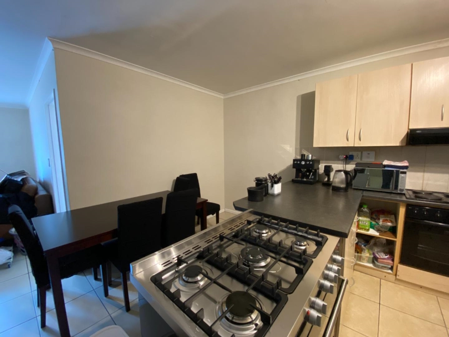 2 Bedroom Property for Sale in Wynberg Western Cape